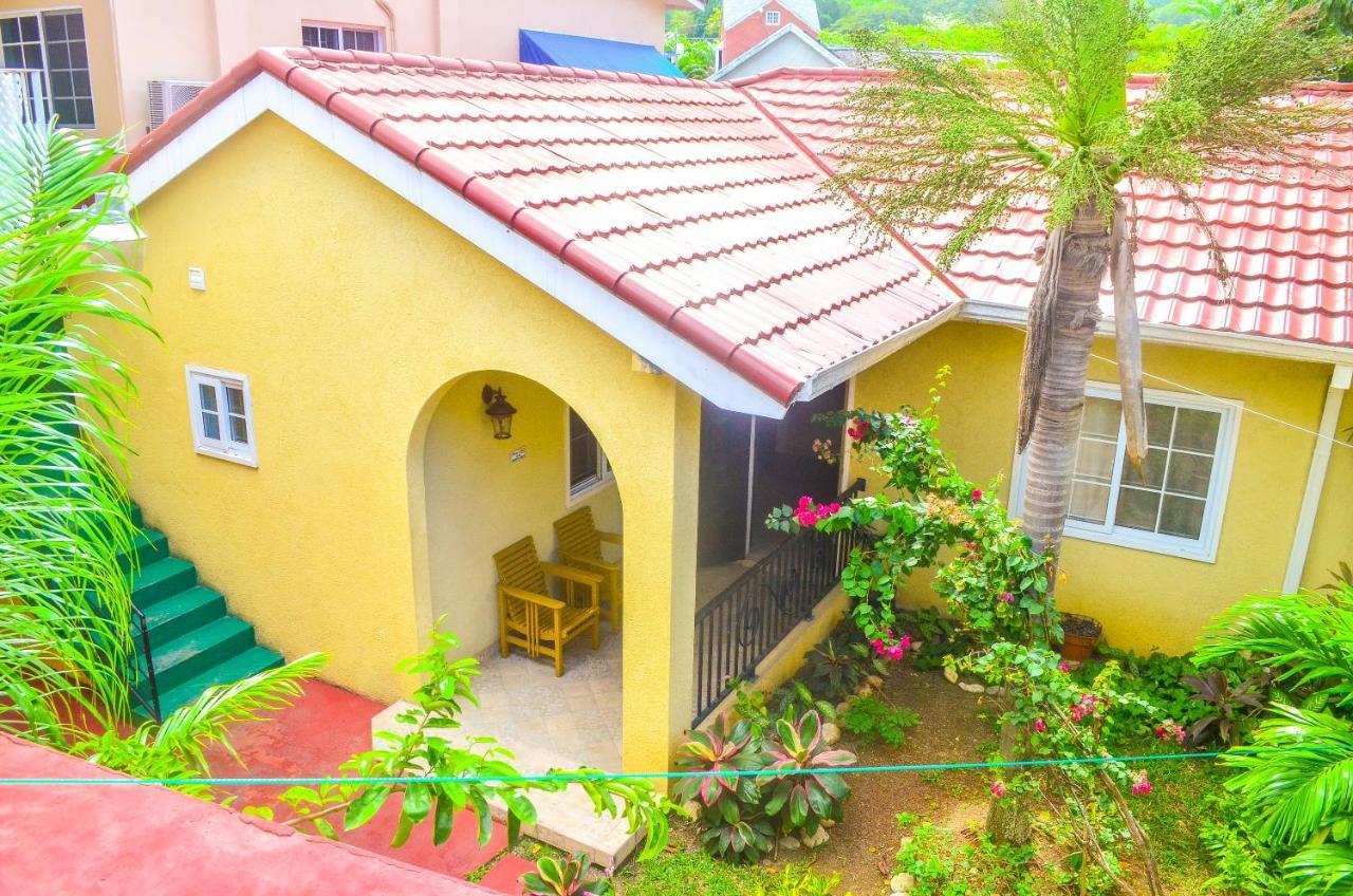 Reggae Hostel Ocho Rios Exterior photo
