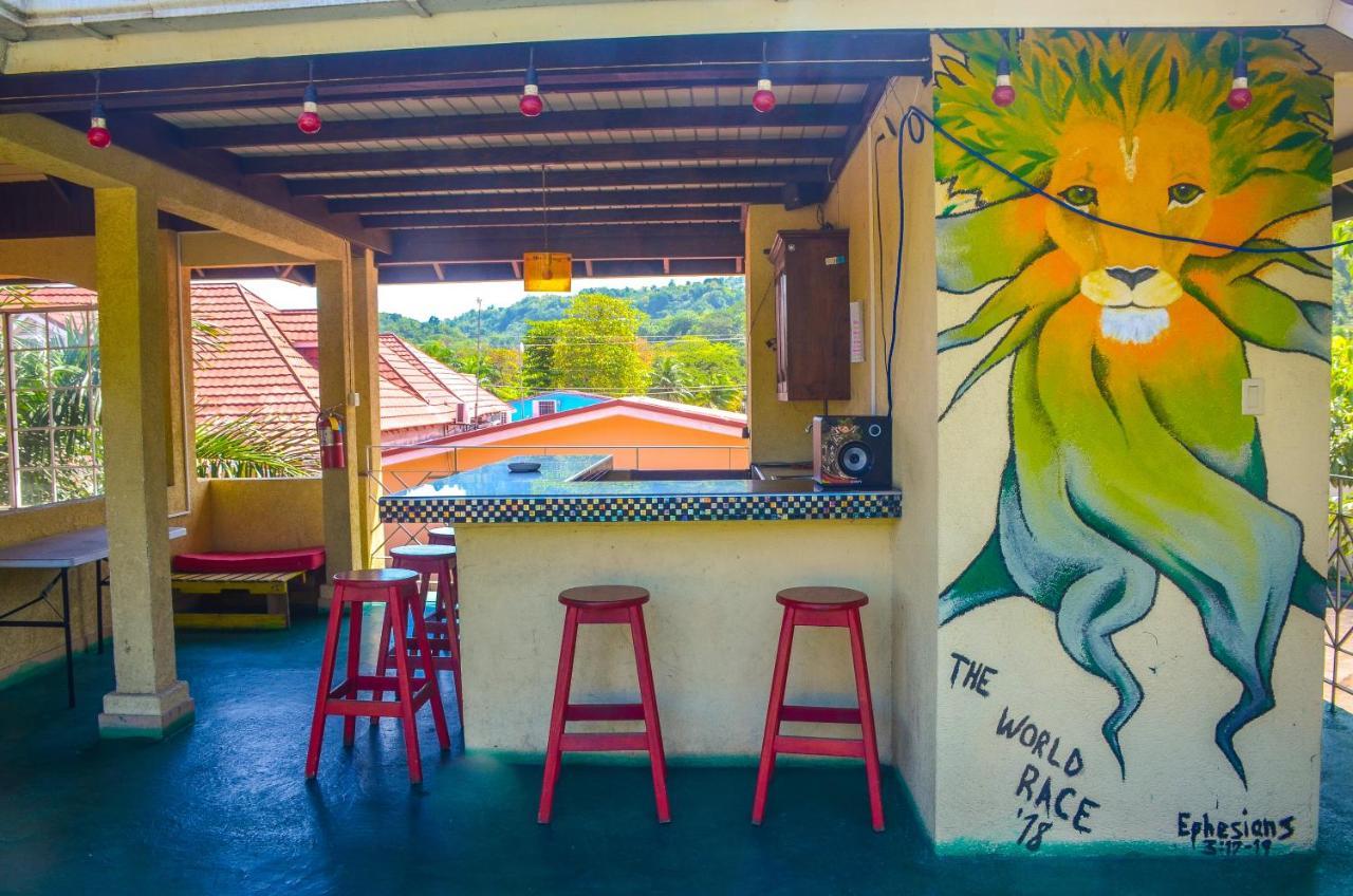 Reggae Hostel Ocho Rios Exterior photo