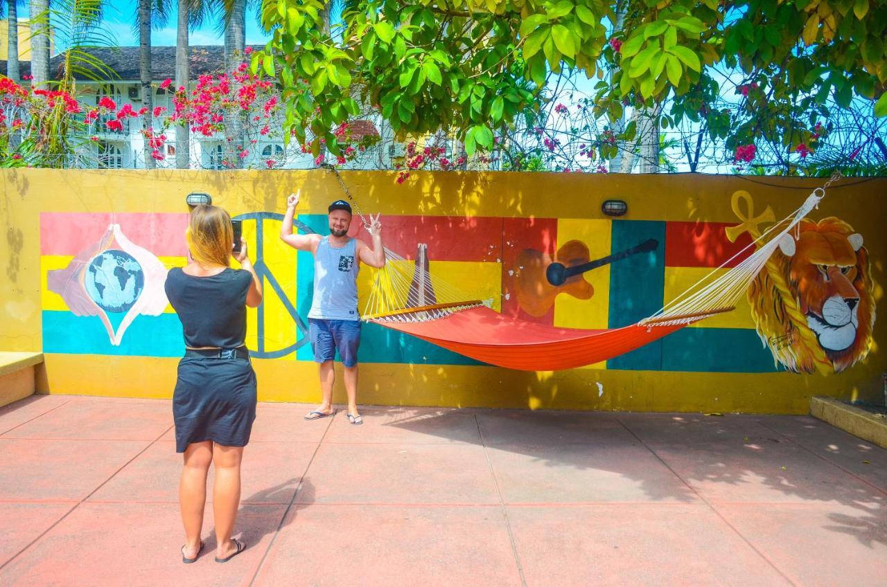 Reggae Hostel Ocho Rios Exterior photo
