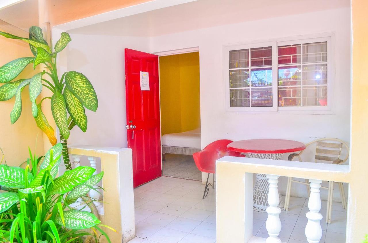 Reggae Hostel Ocho Rios Exterior photo